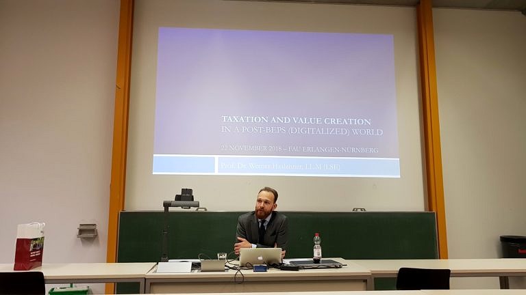 Prof. Dr. Werner Haslehner