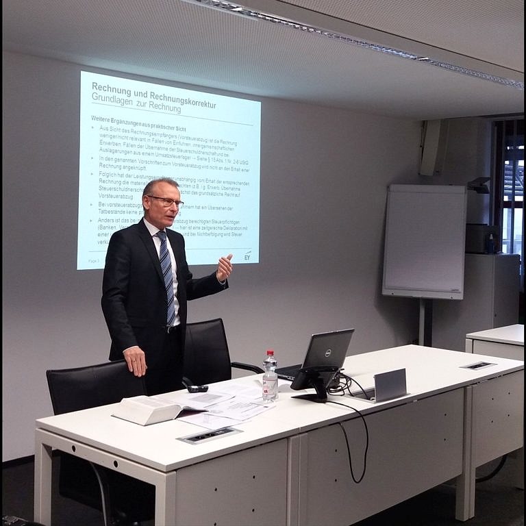 Dr. Martin Robisch zu Rechnung und Rechnungskorrektur